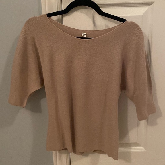 Uniqlo 3D cotton volume sleeve sweater NWOT - Picture 2 of 6